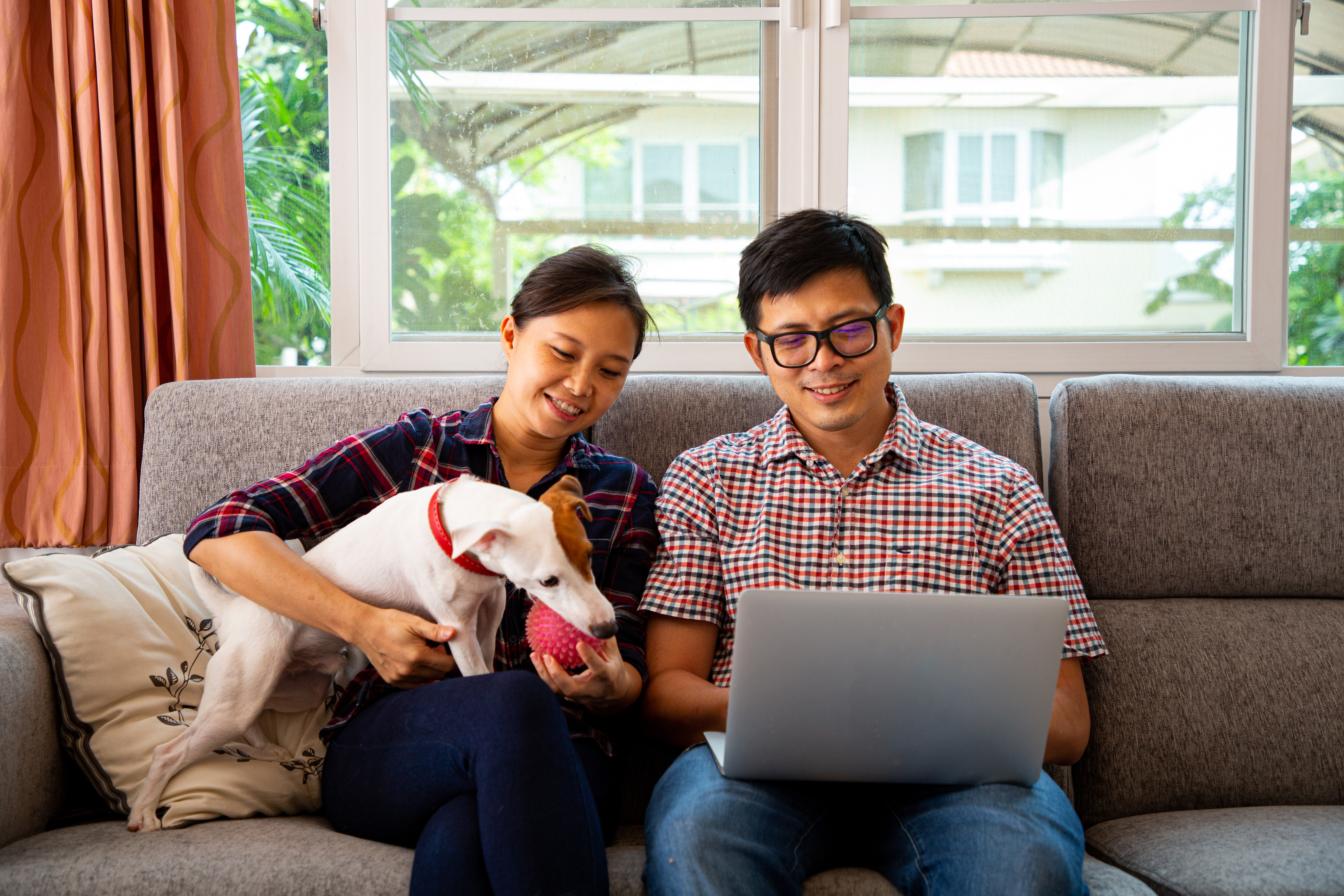 Background image - Couple Working From Home