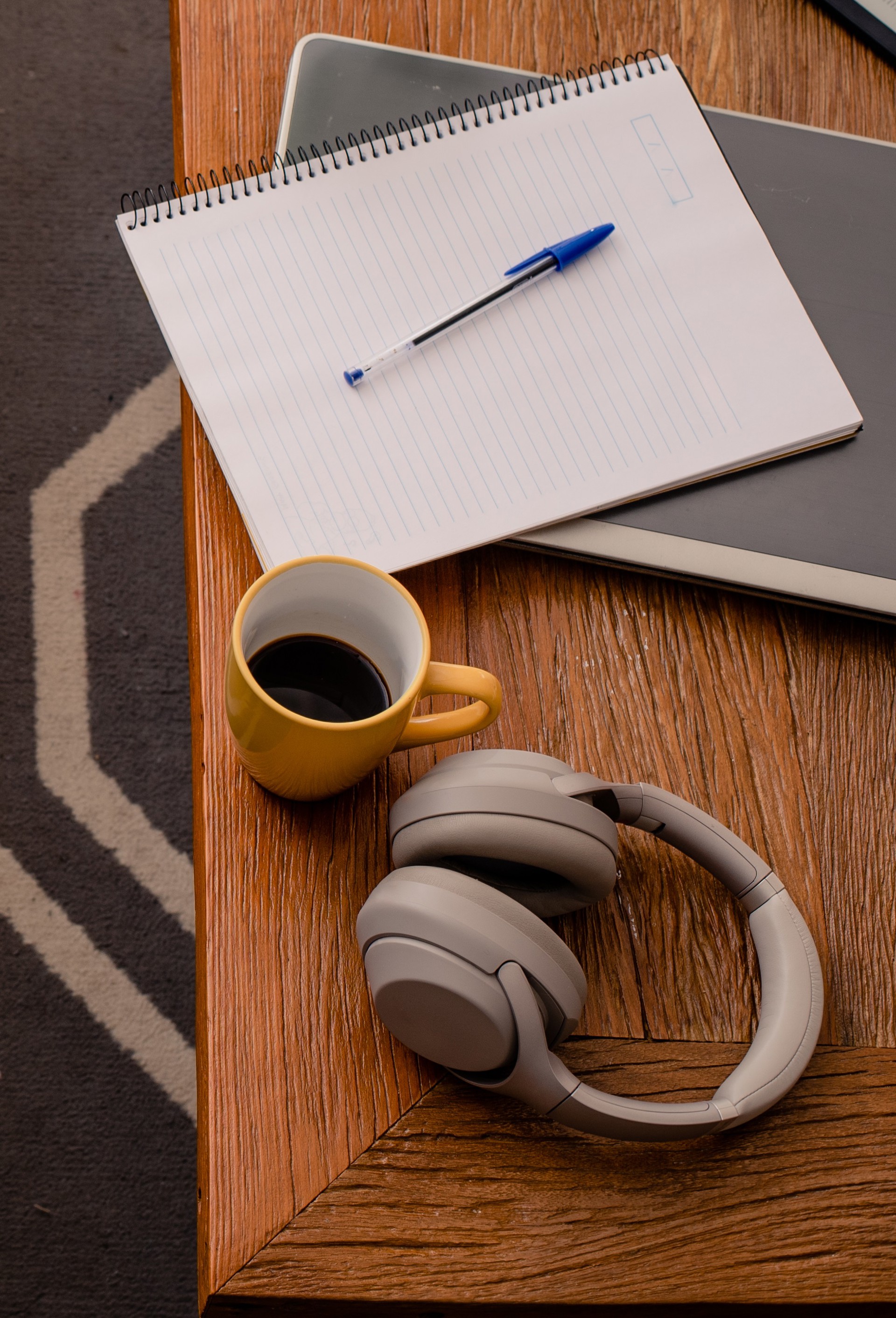 Background image - Savings Bonds3